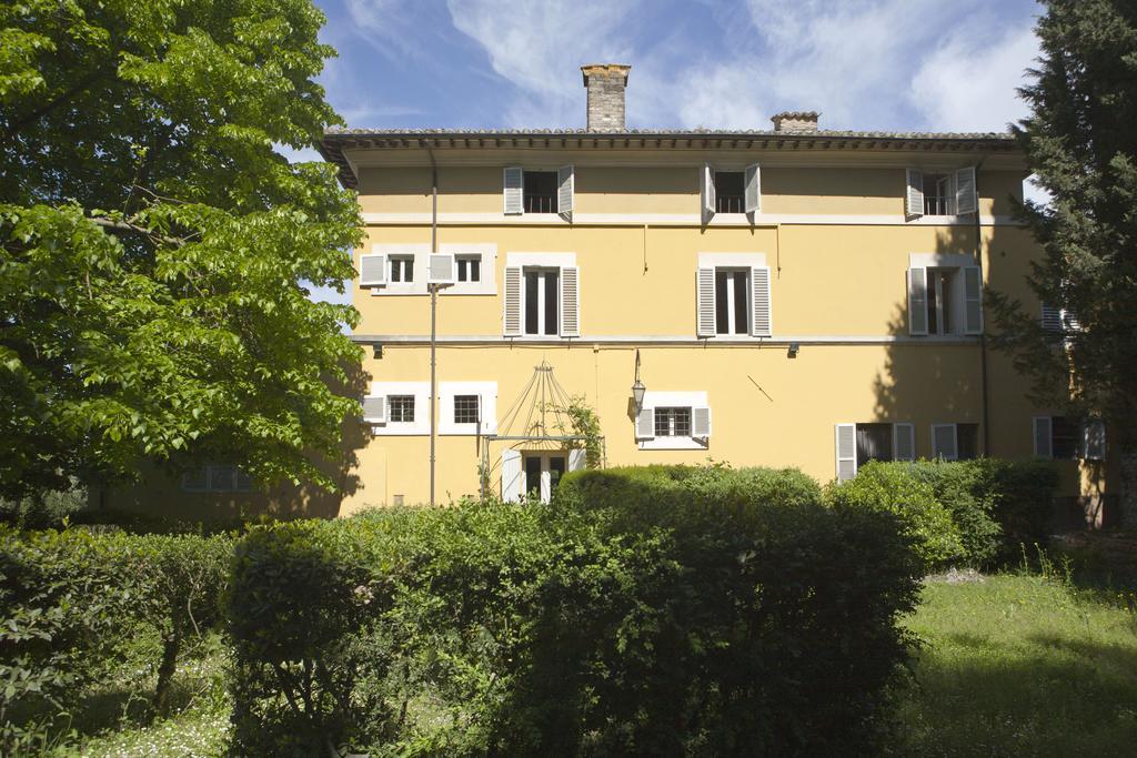 Villa Il Broglino Todi Camera foto
