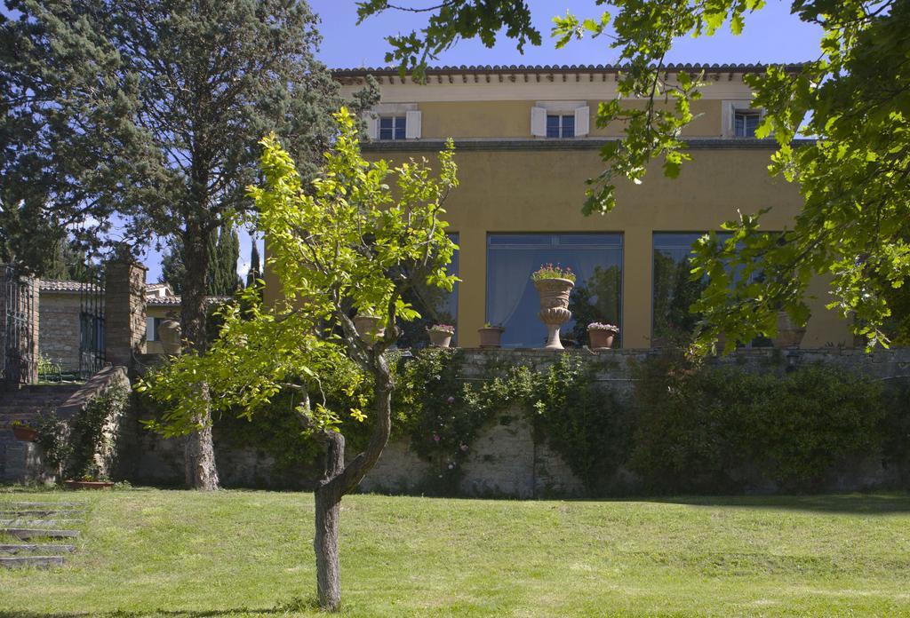 Villa Il Broglino Todi Camera foto